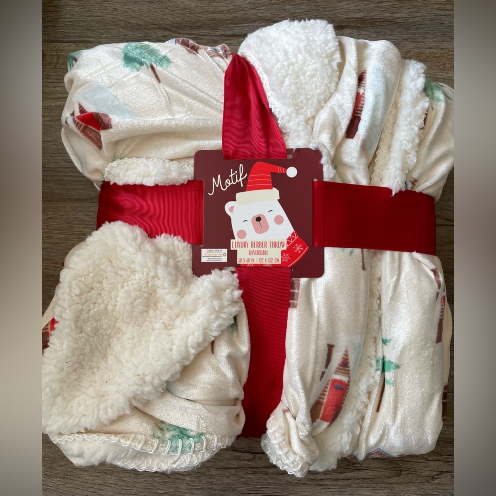 NWT - Reversible Winter Luxury Throw Blanket (50” x 60”)